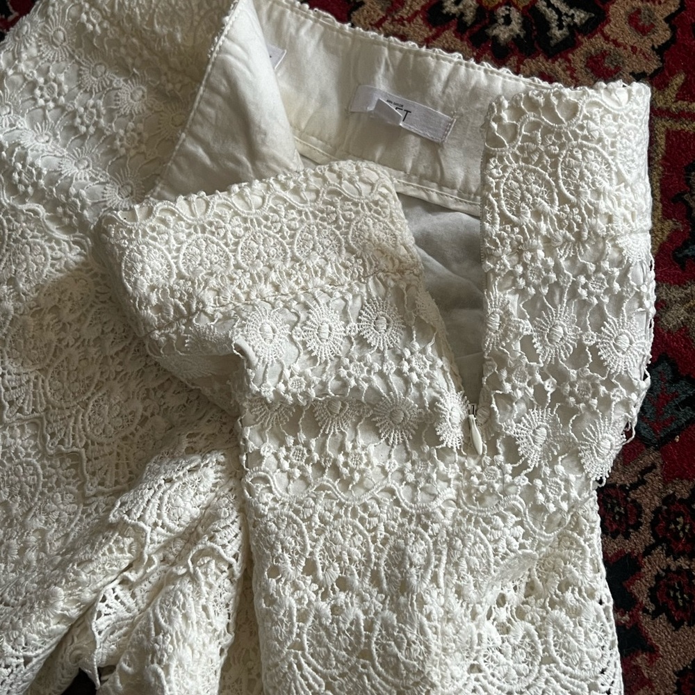 Anne Taylor LOFT Lacey shorts - Picture 4 of 6
